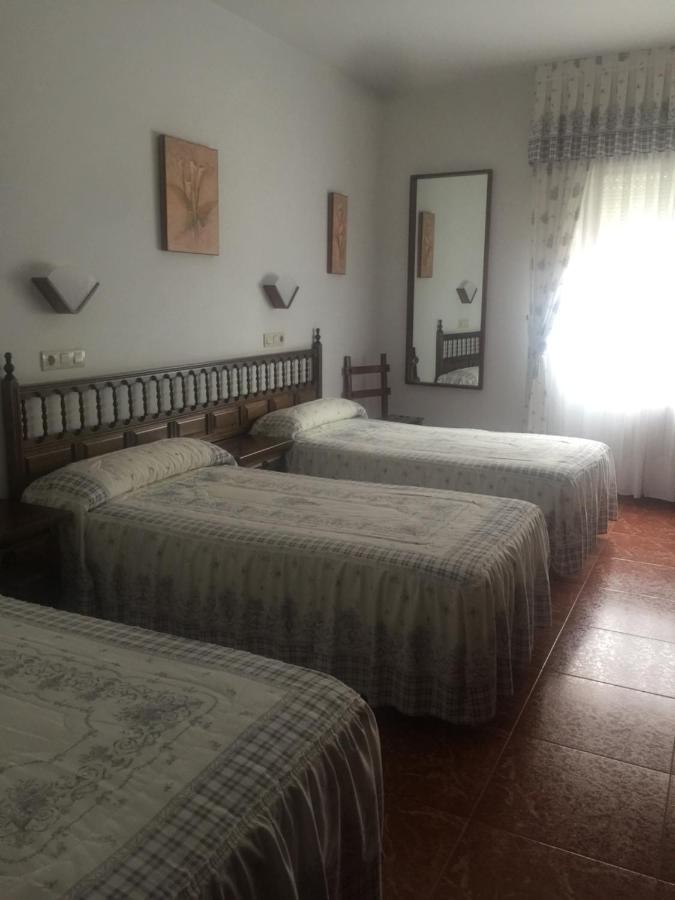 Hotel O Noso Bar Cambados Bagian luar foto
